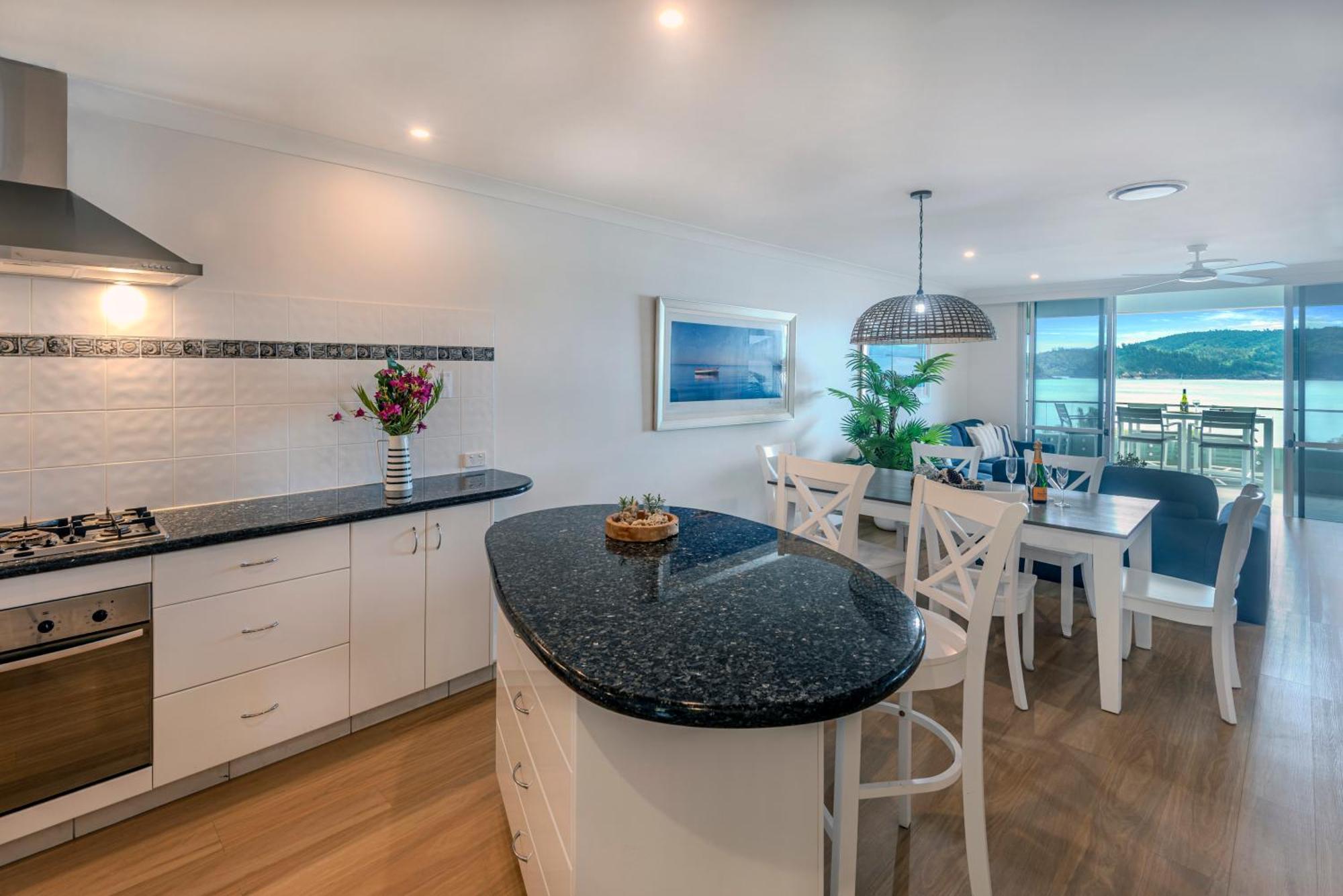 Lagoon Beachfront Lodge 202 On Hamilton Island By Hamorent Eksteriør billede